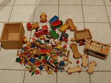 Holzspielzeug - Holz Bauklötze - Eisenbahn - Werkbank - Bollerwagen - Holzauto