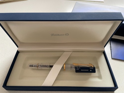 Pelikan demonstrator m200 - pelikan,