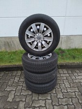 4x Winterkompletträder VW Tiguan auf Original 17 Zoll VW Stahlfelgen + Radkappen