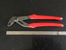 Facom 181A.30G Locking Twin