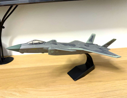 J20 modellflugzeug - 1/72,
