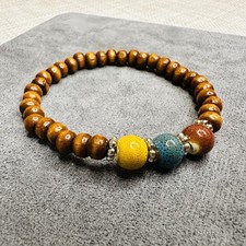 Holzperlen-Armband mit bunten Keramikperlen – Unisex – elastisch – Boho