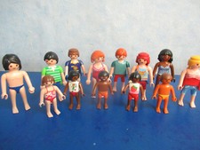 13  x Figuren in Bikini