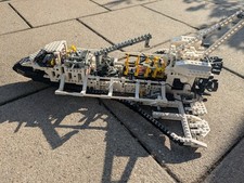 LEGO TECHNIC: Space Shuttle