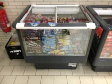 Eistruhe Tiefkühltruhe von +4 °C bis -21°C Speiseeis Tiefkühlinsel Supermarkt 