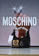 LOVE MOSCHINO UVP229€