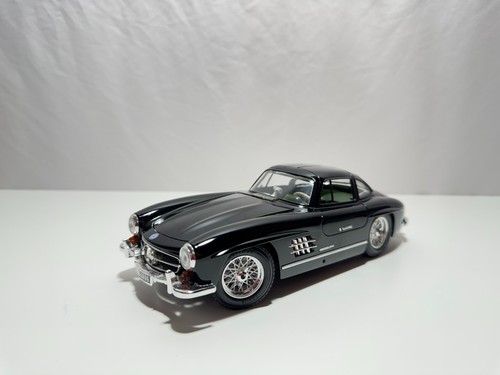 Bburago mercedes benz - 1:18,