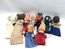 9 Stück alten Handpuppen für