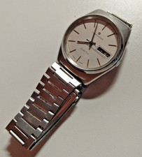 1970er Junghans  Astro Quartz Vintage HAU Quartzuhr läuft gut Germany 10/4770