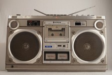 For PARTS Hitachi TRK-8180 EM Vintage FM AM Radio Boombox Cassette Player -READ