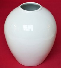 KPM Königliche Porzellan Manufaktur Berlin Vase Blumenvase 1. Wahl Höhe 22,5 cm