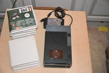 2 Stück Iomega jaz Drive SCSI 1GB Laufwerk V1000S + 8 Stück jaz 1GB Disketten