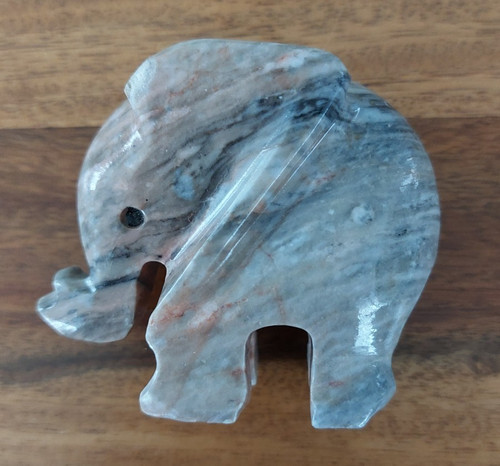 Elefant aus onyxmarmor mit - aus,
