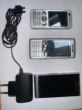 3x Sony Ericsson Handys Mit Ladegerät