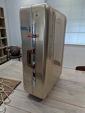 Zero Halliburton Champagne