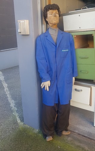 Volvo mechaniker puppe - volvo,