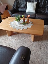 Tisch für das Wohnzimmer aus