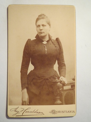 Christiania stehende frau im - christiania,