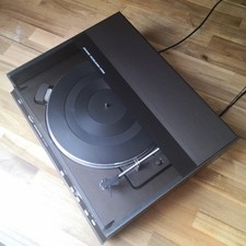 Frontlader-Turntable, Grundig PS 5600 Schallplatten-Spieler, Glas-Haube, braun