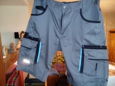 1 uvex Arbeitshose ( Größe 52), gebraucht, mit mehren Taschen, 1x nur getragen