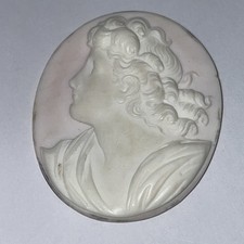 Edelstein - Muschel Kamee für