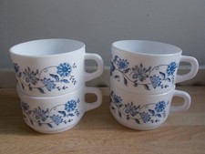 4 Tassen Arcopal Vintage Dekor