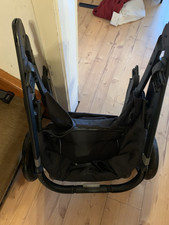 Uppa Baby Vista 2 inkl. Babyschale und diversen Adaptern