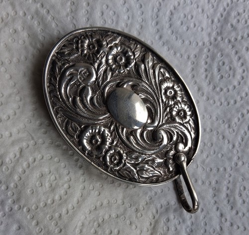 Vicyorian solid silver aide - silver,