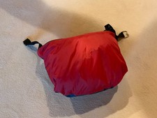 Regencape Gr. M rot blau grün guter Zustand aber lange nicht genutzt. Nr.1