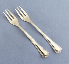 WMF - Den Haag - Perlrand - 2 Kuchengabeln - 90er Silber - 15,7 cm