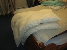 DAUNENSTEPPBETT  135 x 200