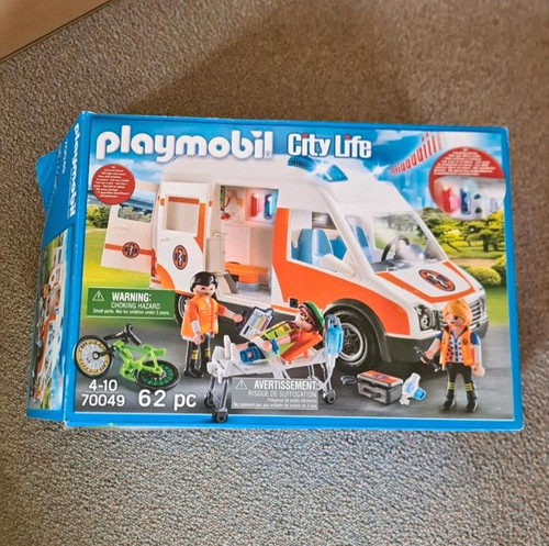 Playmobil city life - city,