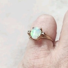 Opal und Diamant 10K Gelbgold