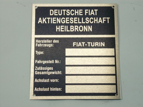 Typenschild mit achslasten - typenschild,