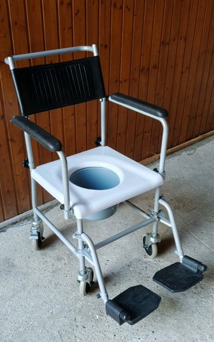Toilettenstuhl fahrbar