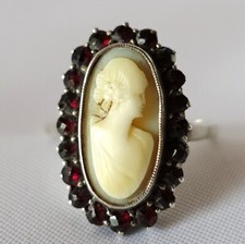 Super schön alter Granat