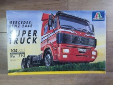 Italeri 1:24 Mercedes-Benz