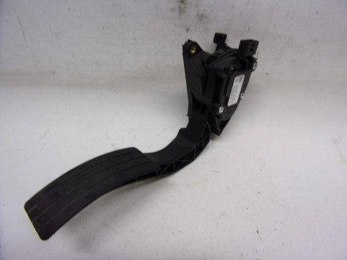 Renault clio gaspedalposition - renault,