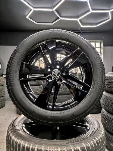 Skoda karoq superb 215 55 - ✓,