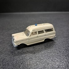 Siku V233 Binz Krankenwagen