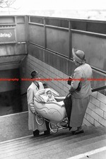 F020489 Berliner am U Bahn