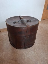 große alte Hutschachtel