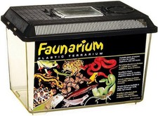 Plastic Reptile Terrarium