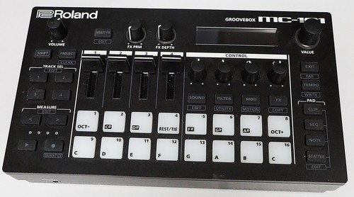 Roland mc101 groovebox fast - mc101,,