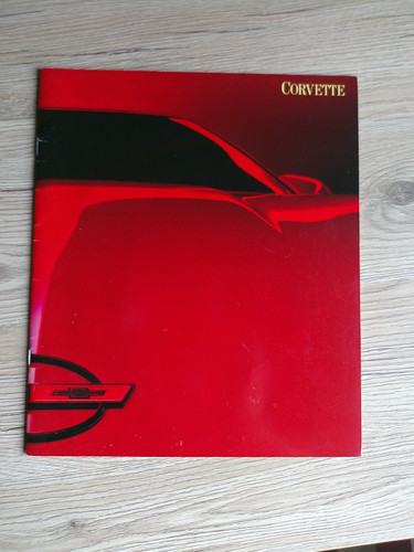 Corvette coupe - gm,