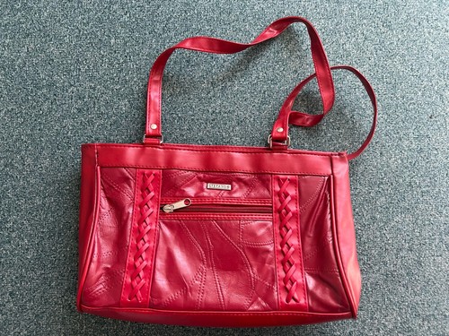 Rote ledertasche von - von, stefano