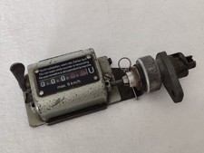 Aus einer Auflösung: tolles altes mechanisches Zählwerk