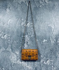 MCM Maison Mollerus Brown