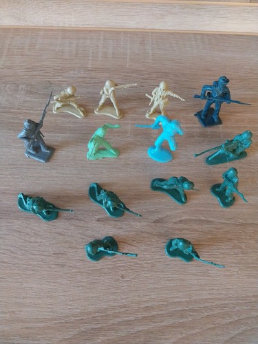 Plastik soldaten - 14,