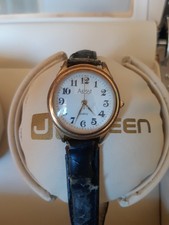 Damen Uhr